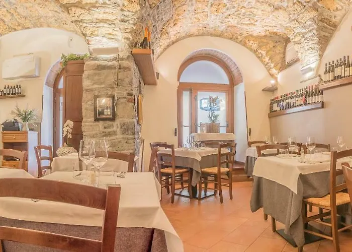 4 Pass Apartament Varenna